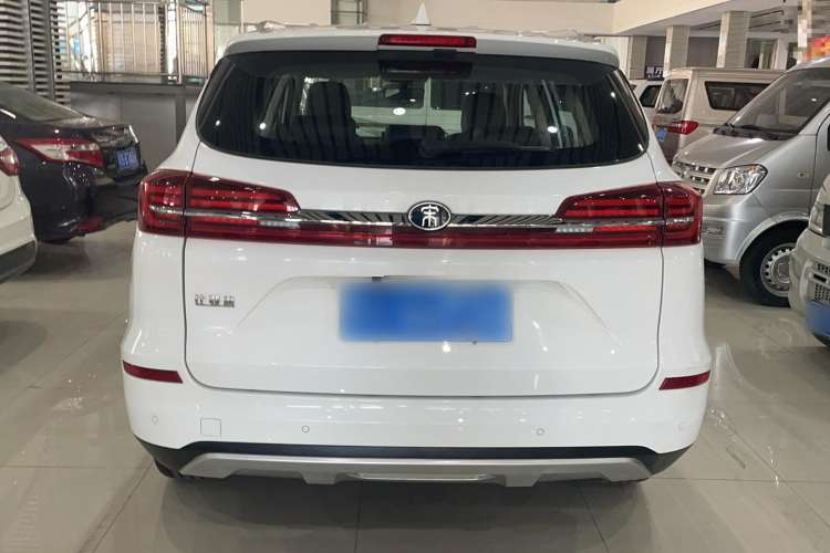 Used BYD Song 2021 Classic Edition 1.5T Automatic Elite Model Exterior 4