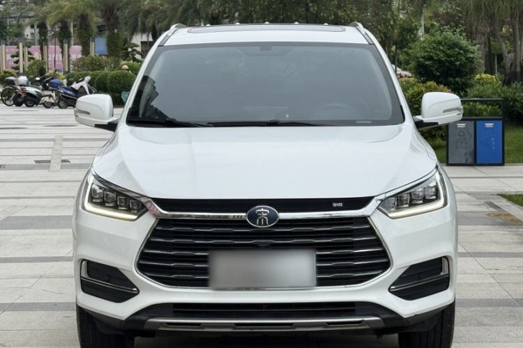 Used BYD Song 2021 Classic Edition 1.5T Automatic Elite Model Exterior 4