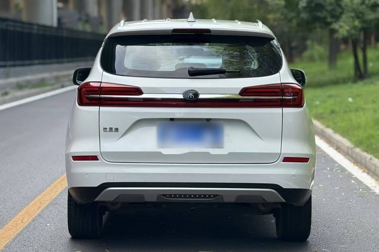 Used BYD Song 2021 Classic Edition 1.5T Automatic Luxury Model Exterior 5