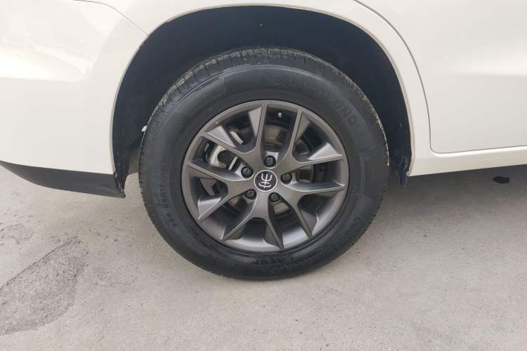 Used BYD Song 2021 Classic Edition 1.5T Automatic Luxury Model Exterior 5