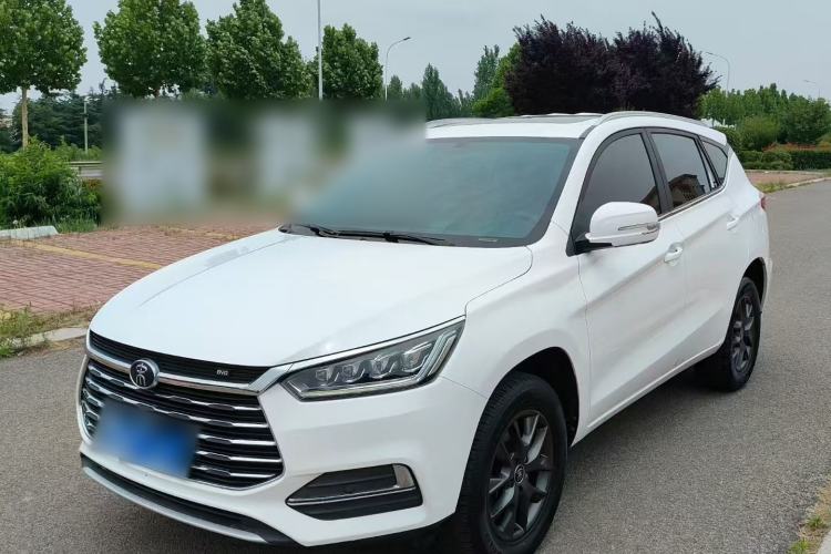 Used BYD Song 2021 Classic Edition 1.5T Manual Luxury Model Exterior 5