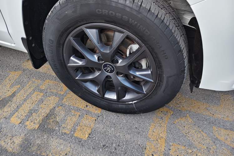 Used BYD Song 2021 Classic Edition 1.5T Automatic Elite Model Exterior 6