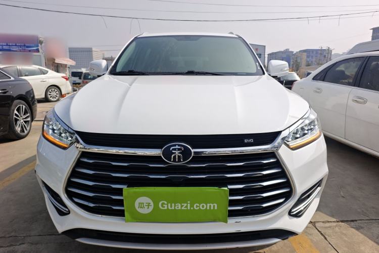 Used BYD Song 2021 Classic Edition 1.5T Manual Luxury Model Front