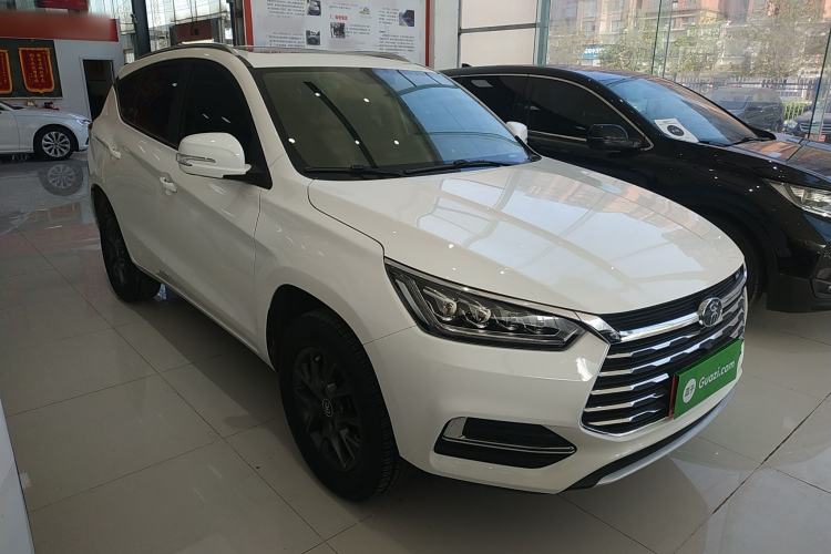 Used BYD Song 2021 Classic Edition 1.5T Automatic Elite Model Front Right 45 Deg