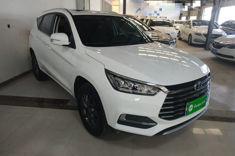 Used BYD Song 2021 Classic Edition 1.5T Automatic Elite Model Front Right 45 Deg