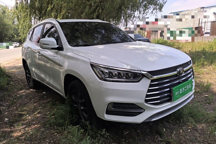 Used BYD Song 2021 Classic Edition 1.5T Automatic Luxury Model Front Right 45 Deg