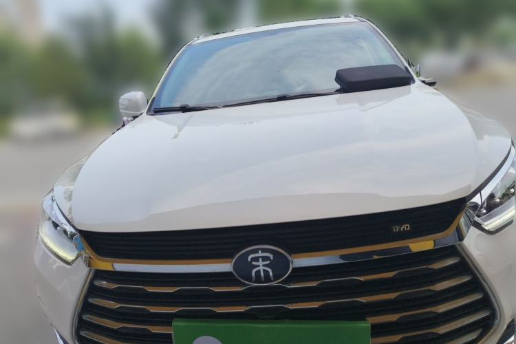 Used BYD Song 2021 Classic Edition 1.5T Manual Luxury Model Front