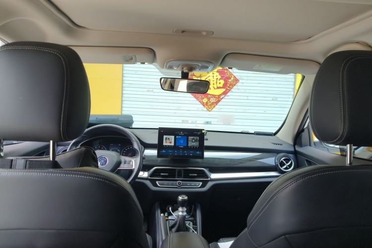 Used BYD Song 2021 Classic Edition 1.5T Manual Luxury Model Headliner