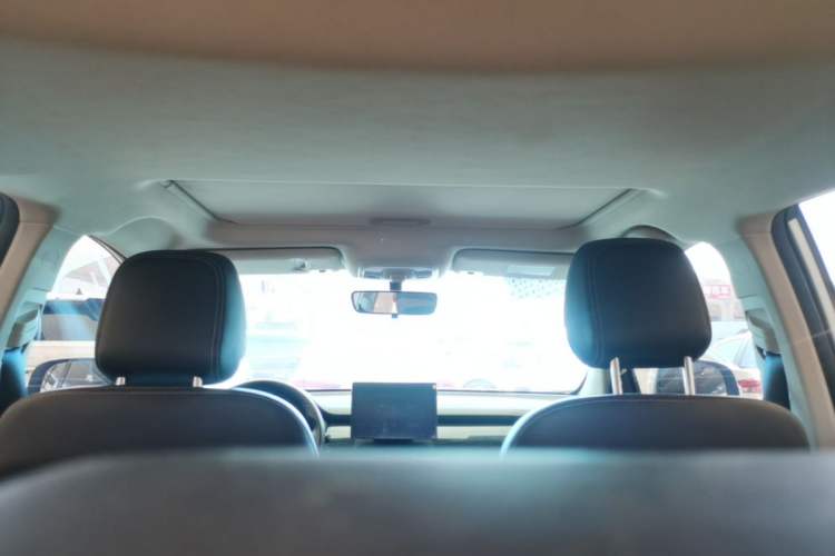 Used BYD Song 2021 Classic Edition 1.5T Automatic Luxury Model Headliner