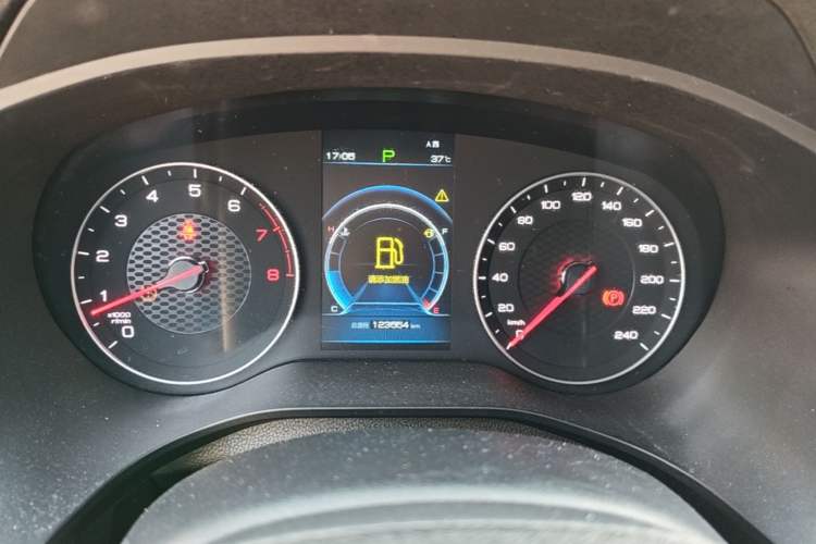 Used BYD Song 2021 Classic Edition 1.5T Automatic Elite Model Instrument Cluster