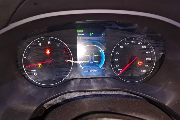 Used BYD Song 2021 Classic Edition 1.5T Automatic Elite Model Instrument Cluster