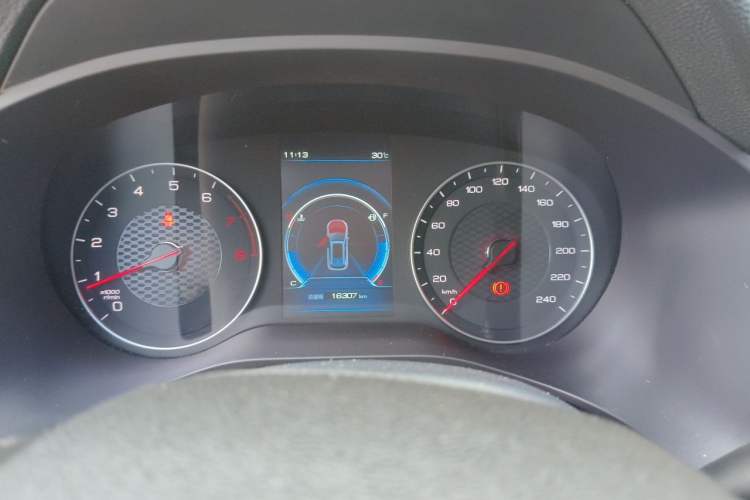 Used BYD Song 2021 Classic Edition 1.5T Manual Luxury Model Instrument Cluster