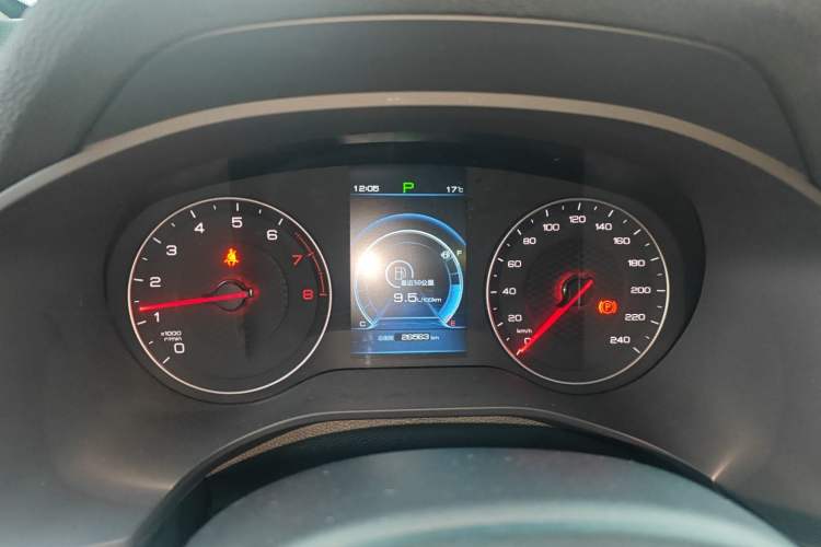 Used BYD Song 2021 Classic Edition 1.5T Automatic Elite Model Instrument Cluster