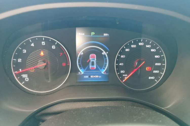 Used BYD Song 2021 Classic Edition 1.5T Automatic Luxury Model Instrument Cluster