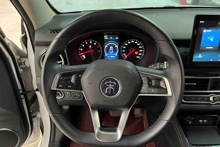 Used BYD Song 2021 Classic Edition 1.5T Automatic Elite Model Interior 2
