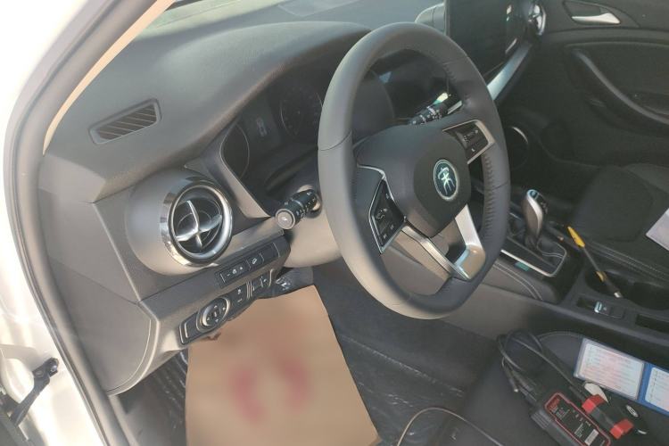 Used BYD Song 2021 Classic Edition 1.5T Automatic Elite Model Interior 3
