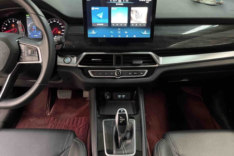 Used BYD Song 2021 Classic Edition 1.5T Automatic Elite Model Interior 3