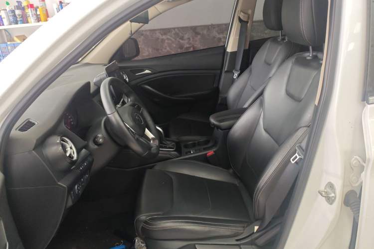 Used BYD Song 2021 Classic Edition 1.5T Automatic Elite Model Left Front Seat