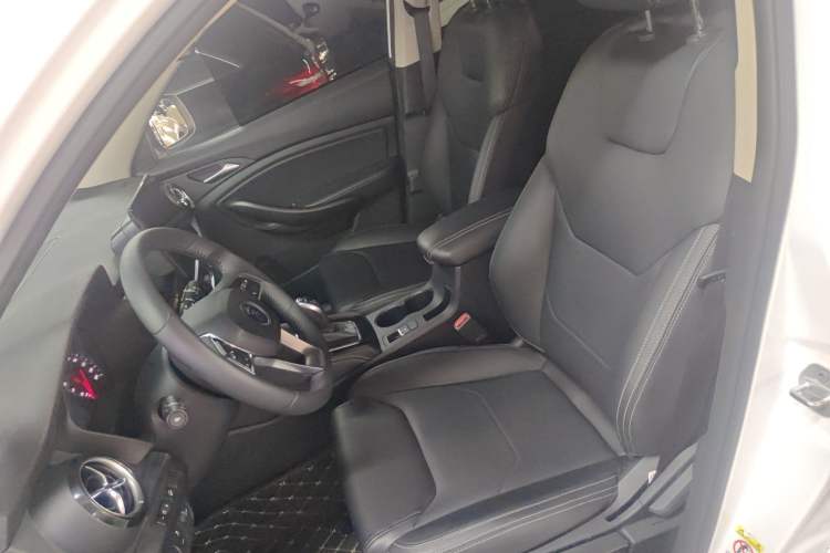 Used BYD Song 2021 Classic Edition 1.5T Automatic Elite Model Left Front Seat