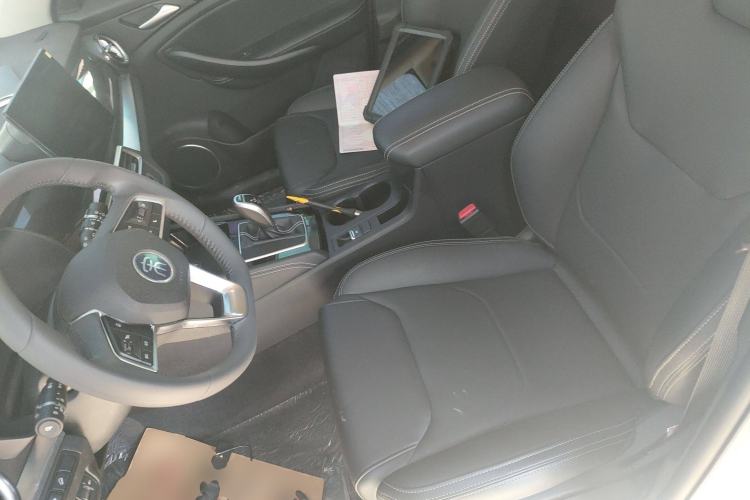 Used BYD Song 2021 Classic Edition 1.5T Automatic Elite Model Left Front Seat