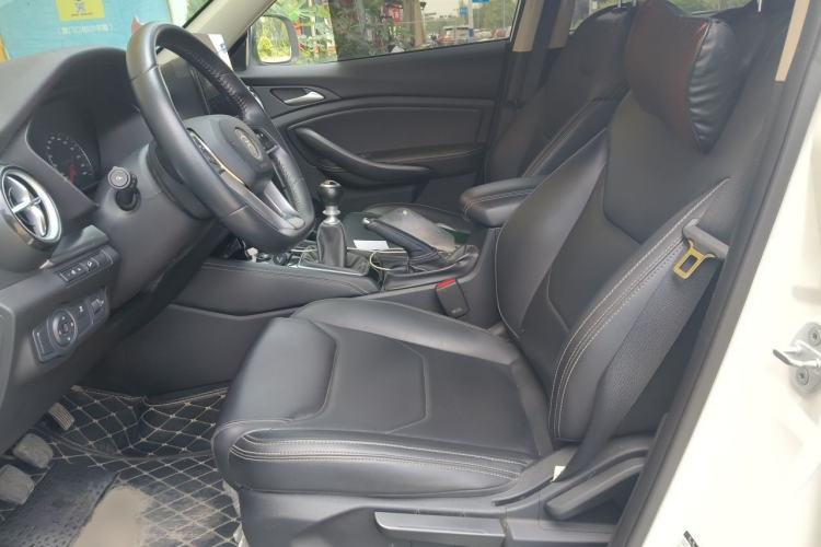 Used BYD Song 2021 Classic Edition 1.5T Manual Luxury Model Left Front Seat