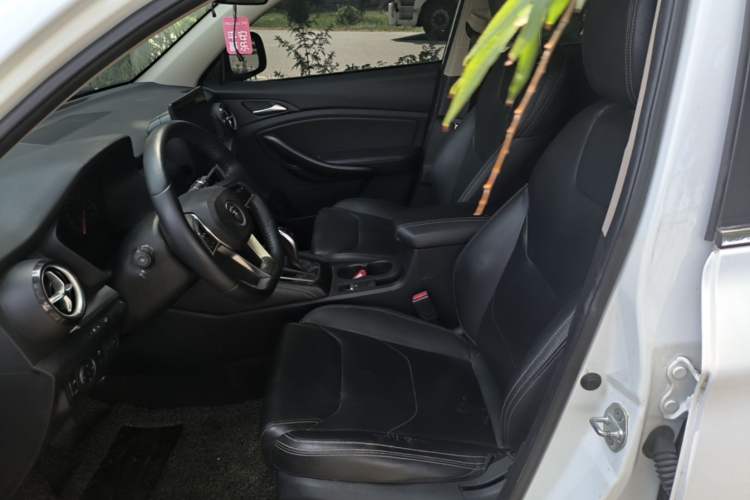 Used BYD Song 2021 Classic Edition 1.5T Automatic Luxury Model Left Front Seat