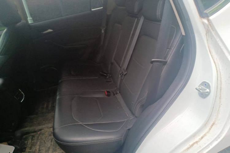 Used BYD Song 2021 Classic Edition 1.5T Manual Luxury Model Left Rear Seat