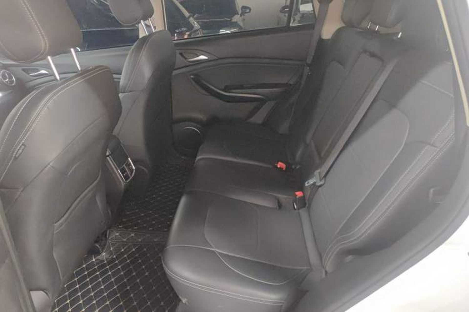 Used BYD Song 2021 Classic Edition 1.5T Automatic Elite Model Left Rear Seat