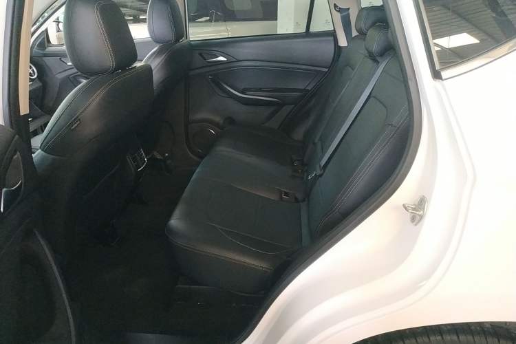 Used BYD Song 2021 Classic Edition 1.5T Automatic Elite Model Left Rear Seat