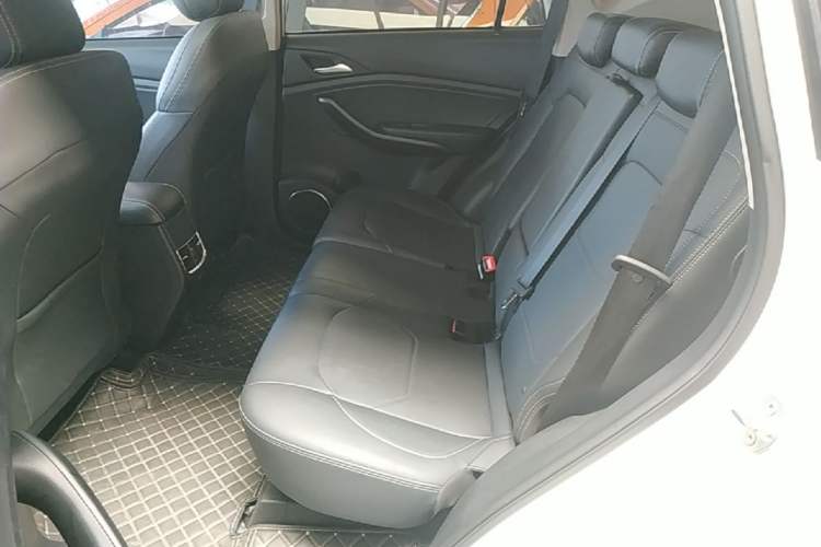 Used BYD Song 2021 Classic Edition 1.5T Manual Luxury Model Left Rear Seat