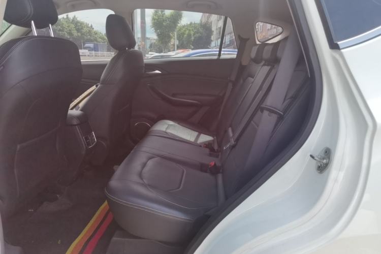 Used BYD Song 2021 Classic Edition 1.5T Automatic Elite Model Left Rear Seat