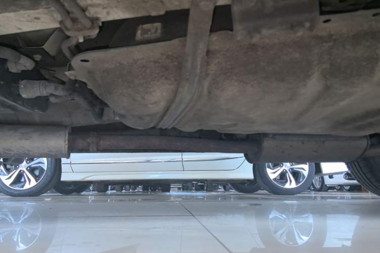 Used BYD Song 2021 Classic Edition 1.5T Automatic Elite Model Left Side Sill