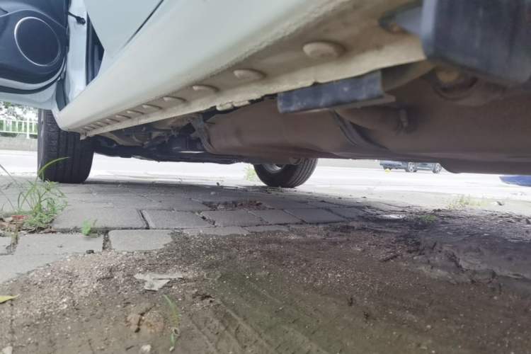 Used BYD Song 2021 Classic Edition 1.5T Automatic Elite Model Left Side Sill