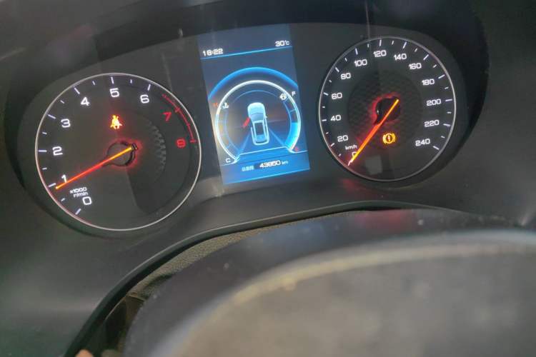 Used BYD Song 2021 Classic Edition 1.5T Manual Luxury Model Odometer Close Up