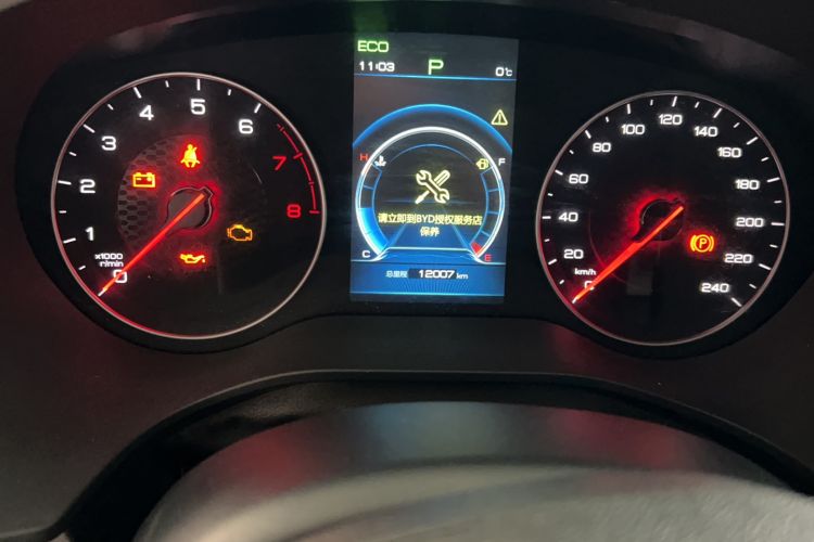 Used BYD Song 2021 Classic Edition 1.5T Automatic Luxury Model Odometer Close Up
