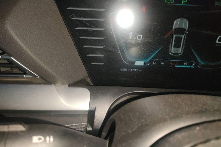 Used BYD Song 2021 Classic Edition 1.5T Automatic Elite Model Odometer Close Up