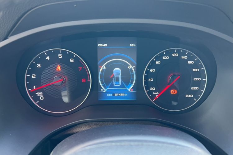 Used BYD Song 2021 Classic Edition 1.5T Manual Luxury Model Odometer Close Up