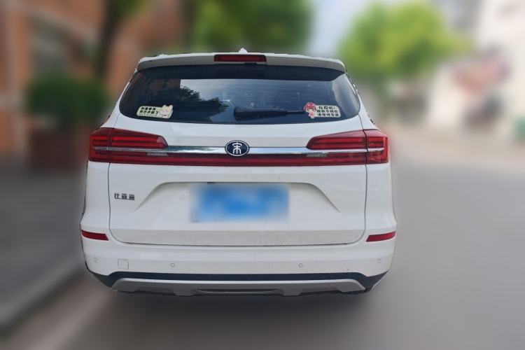 Used BYD Song 2021 Classic Edition 1.5T Automatic Luxury Model Rear