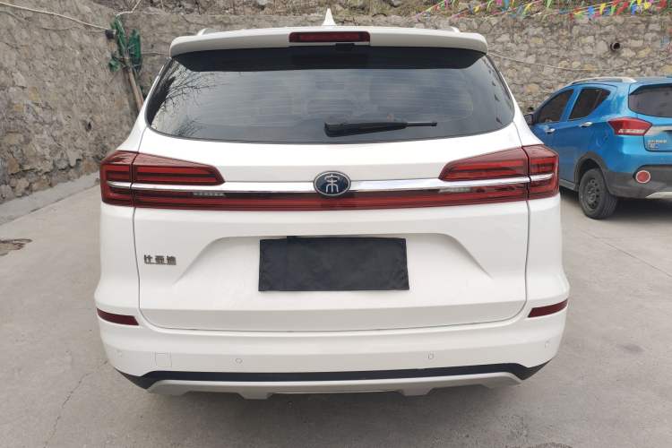 Used BYD Song 2021 Classic Edition 1.5T Automatic Luxury Model Rear