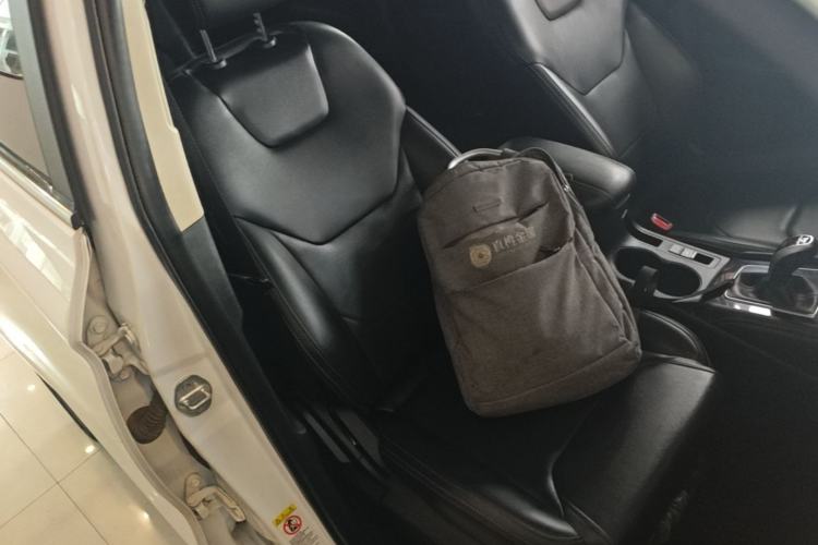 Used BYD Song 2021 Classic Edition 1.5T Automatic Elite Model Right Front Seat