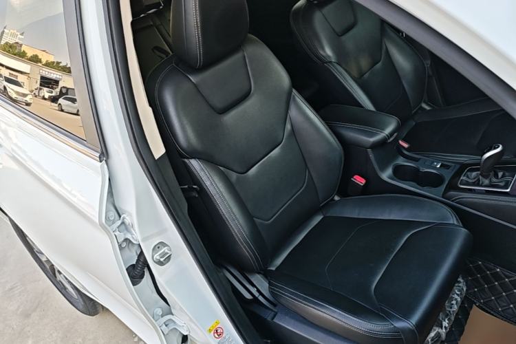 Used BYD Song 2021 Classic Edition 1.5T Automatic Elite Model Right Front Seat