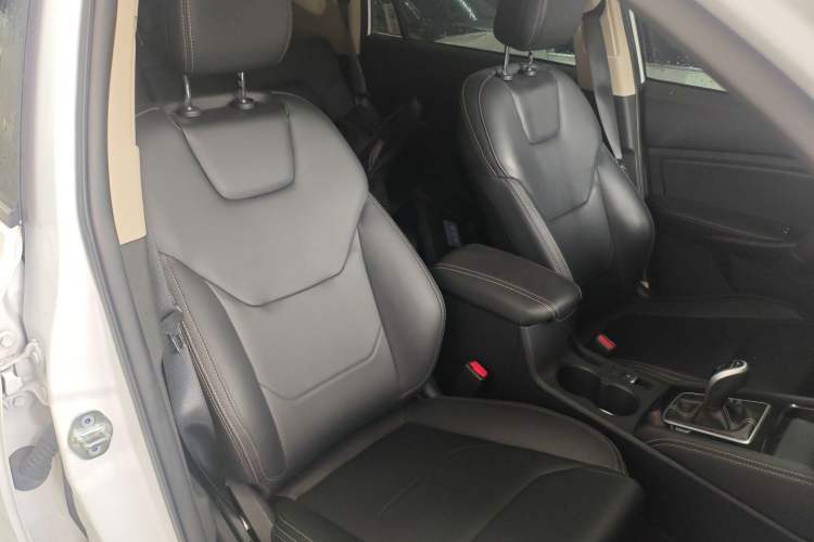 Used BYD Song 2021 Classic Edition 1.5T Automatic Elite Model Right Front Seat
