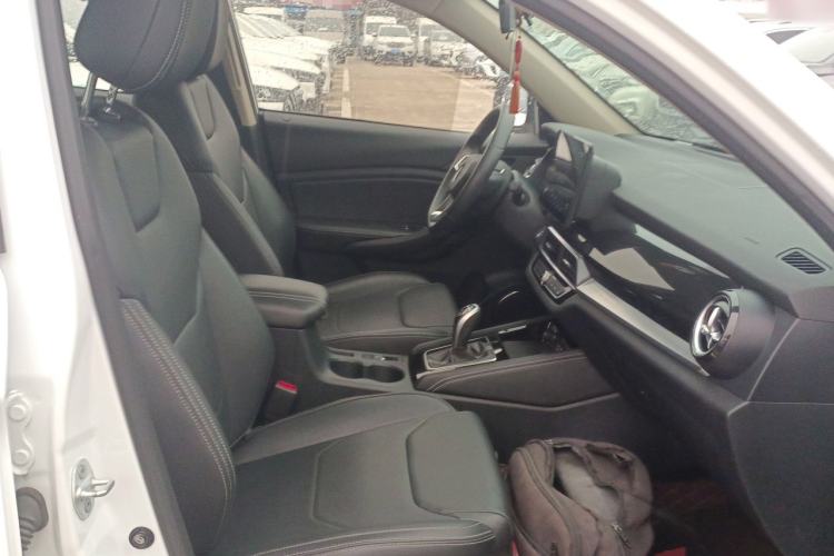 Used BYD Song 2021 Classic Edition 1.5T Automatic Luxury Model Right Front Seat