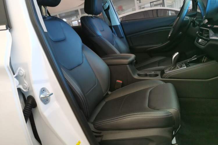 Used BYD Song 2021 Classic Edition 1.5T Automatic Luxury Model Right Front Seat