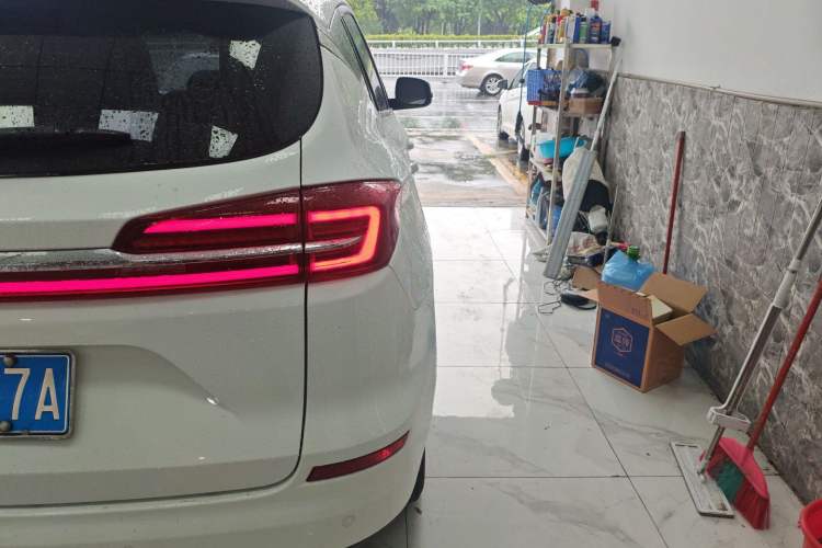Used BYD Song 2021 Classic Edition 1.5T Automatic Elite Model Right Rear Taillight