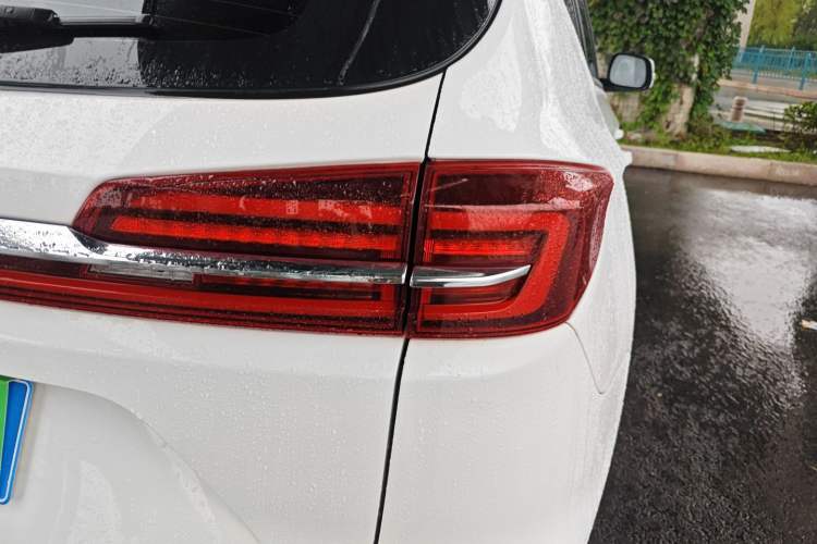 Used BYD Song 2021 Classic Edition 1.5T Automatic Elite Model Right Rear Taillight