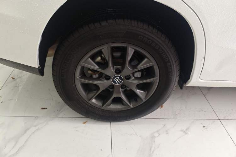 Used BYD Song 2021 Classic Edition 1.5T Automatic Elite Model Right Rear Wheel Hub