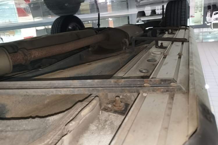 Used BYD Song 2021 Classic Edition 1.5T Automatic Elite Model Right Side Sill