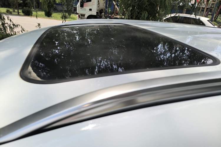 Used BYD Song 2021 Classic Edition 1.5T Automatic Luxury Model Roof