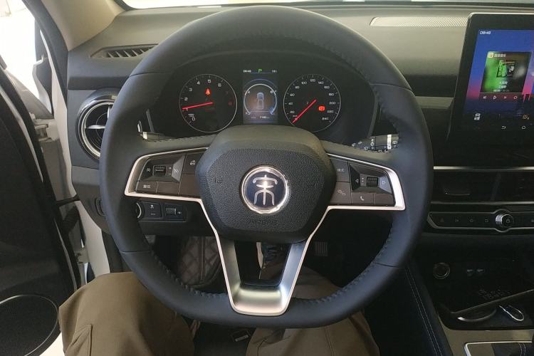 Used BYD Song 2021 Classic Edition 1.5T Automatic Elite Model Steering Wheel